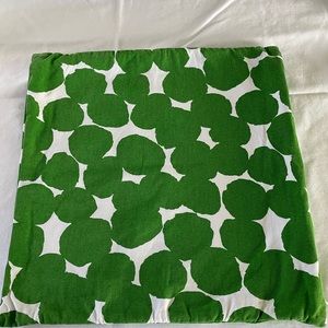 Kate Spade pillow cover. 18x18” square.